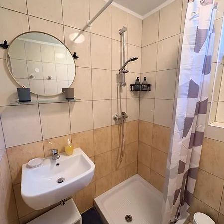 Apartma Zari Apartamento