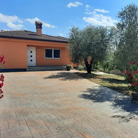 Apartma Zari Lejlighed Marezige